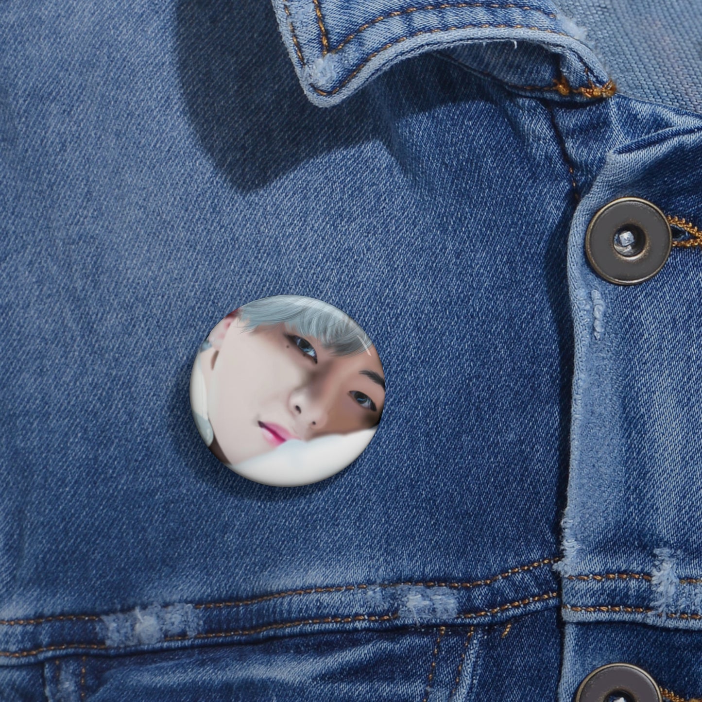 BTS "V" Pin